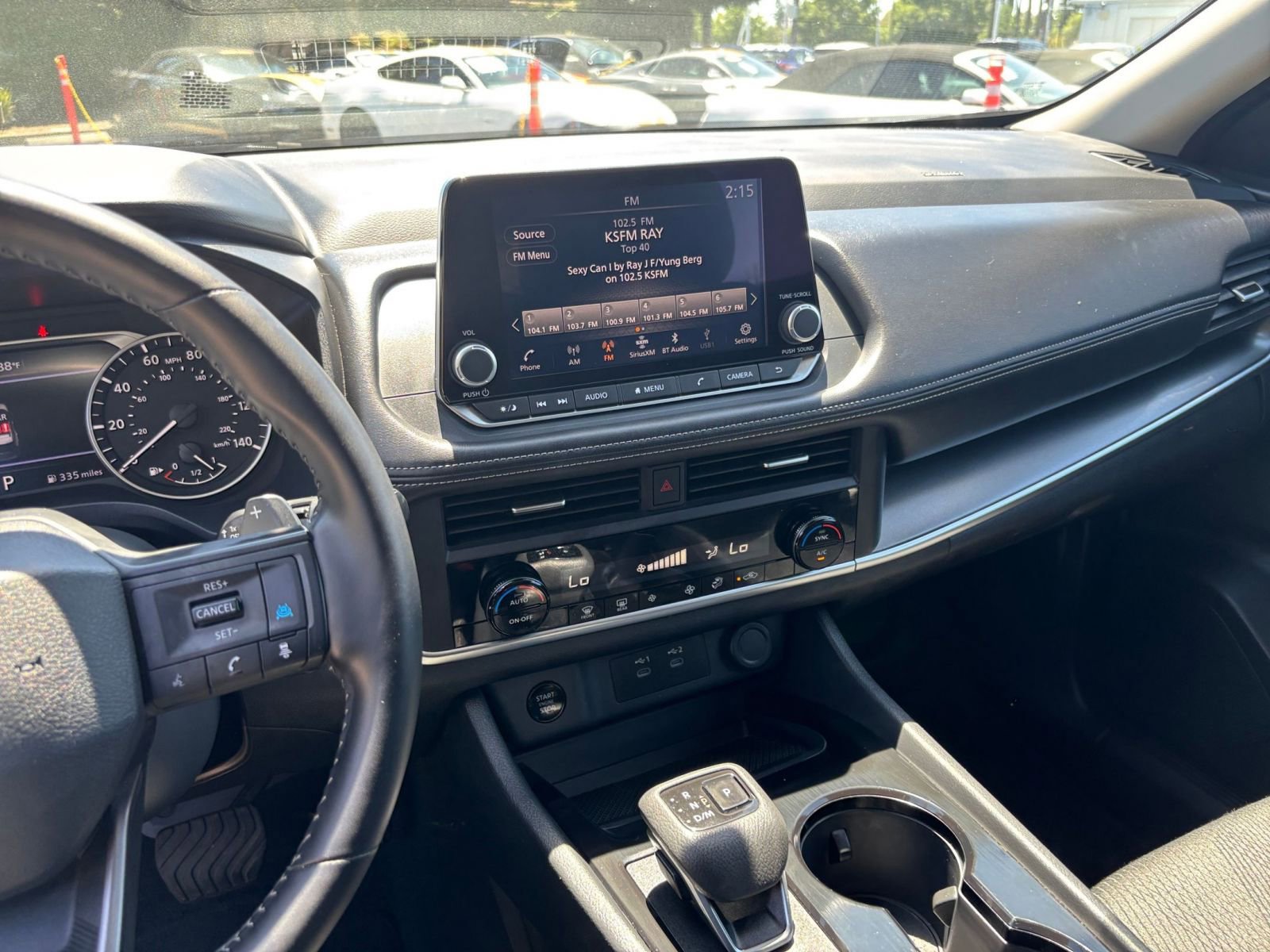 Used 2025 Nissan Rogue SV FWD image 17