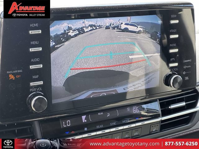 Used 2022 Toyota Sienna XLE w/ XLE Plus Package FWD image 33