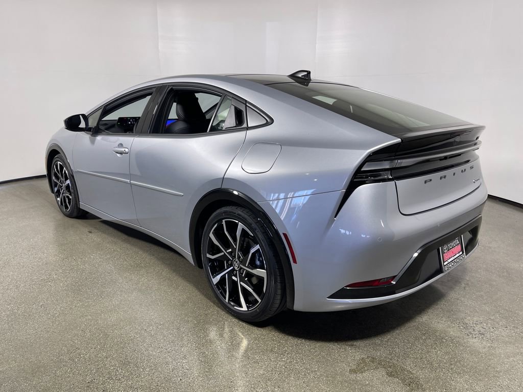 New 2026 Toyota Prius Plug-In Hybrid image 5