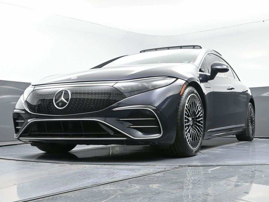 Used 2022 Mercedes-Benz EQS 450+ Sedan image 52
