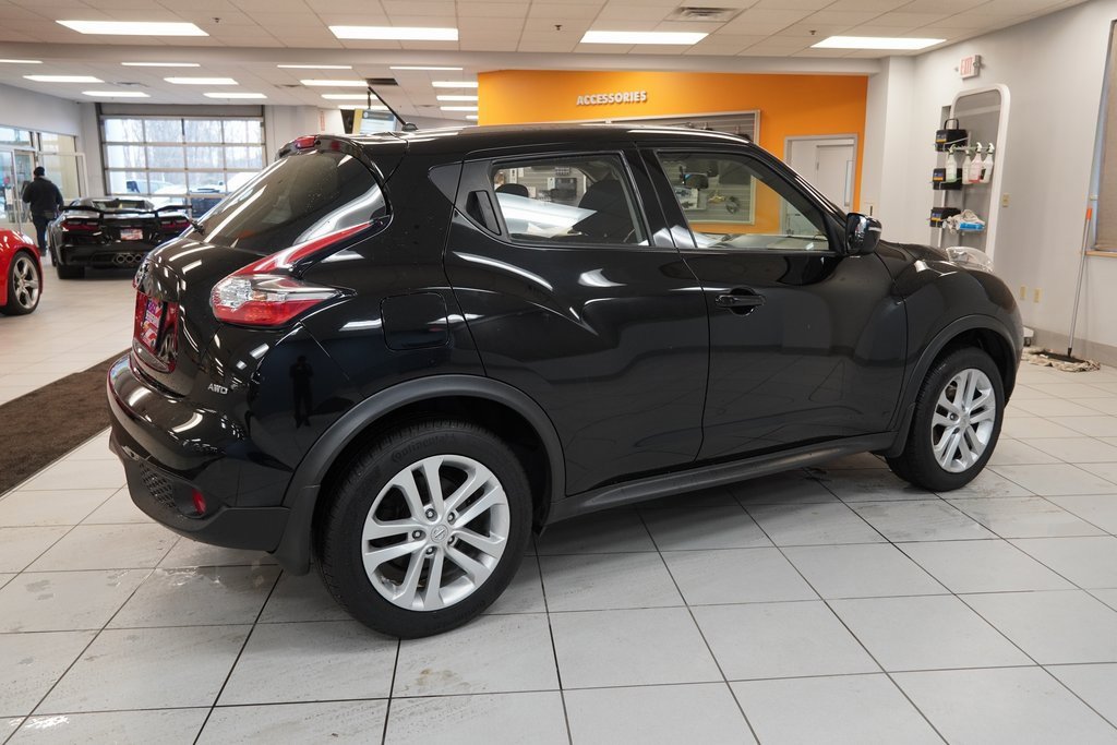 Used 2016 Nissan Juke S image 11