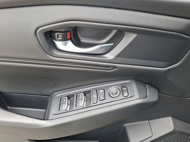 Used 2023 Honda Accord EX image 12