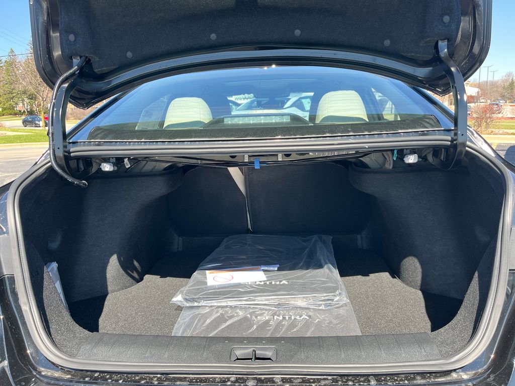 New 2026 Nissan Sentra SL w/ Floor Mat Package FWD image 36