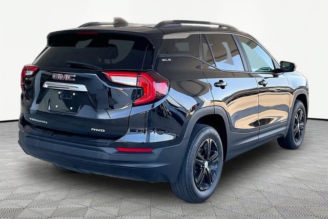 Used 2022 GMC Terrain SLE w/ Driver Convenience Package AWD/4WD image 5
