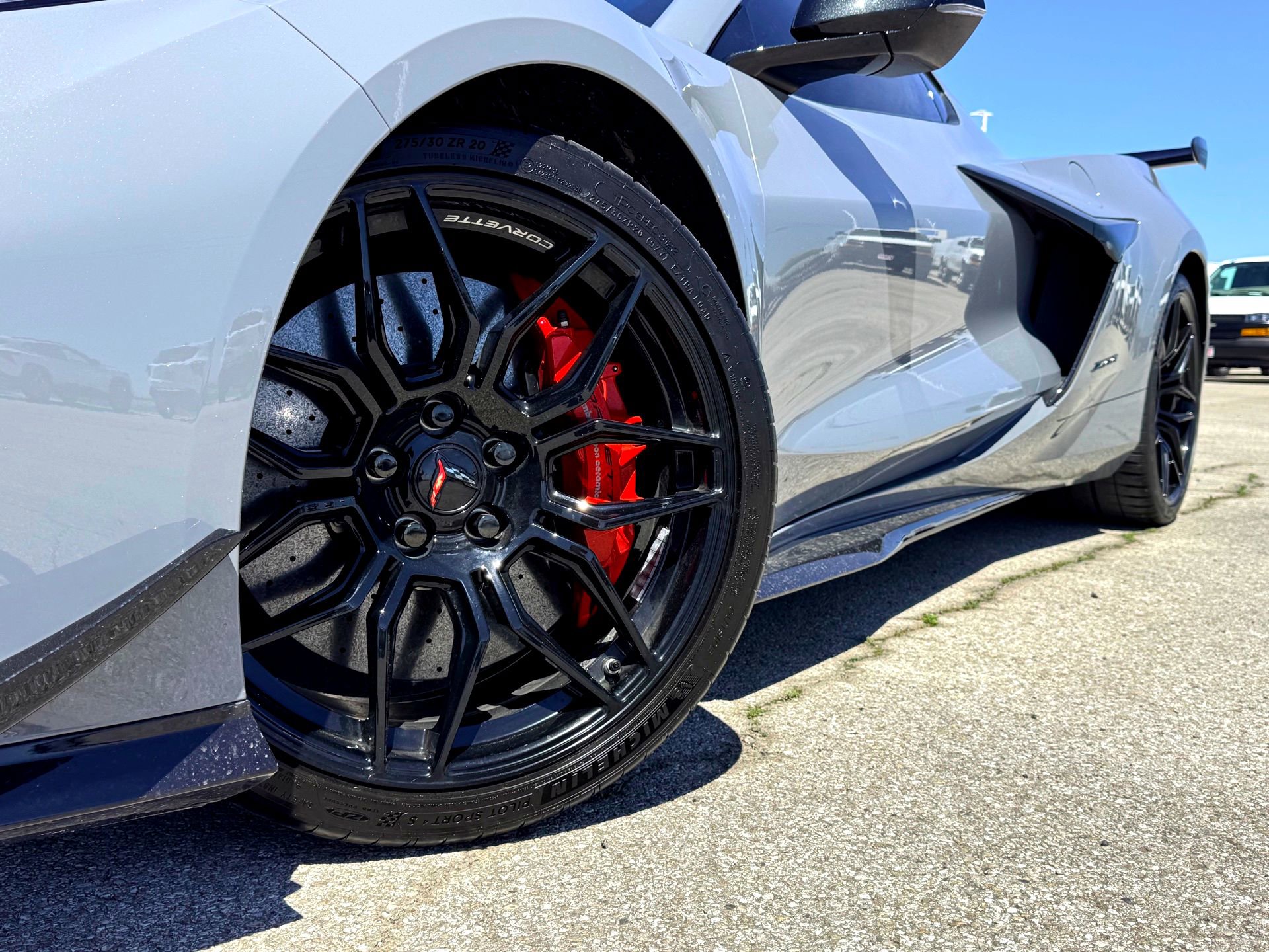 Used 2025 Chevrolet Corvette Z06 w/ Z07 Performance Package image 2