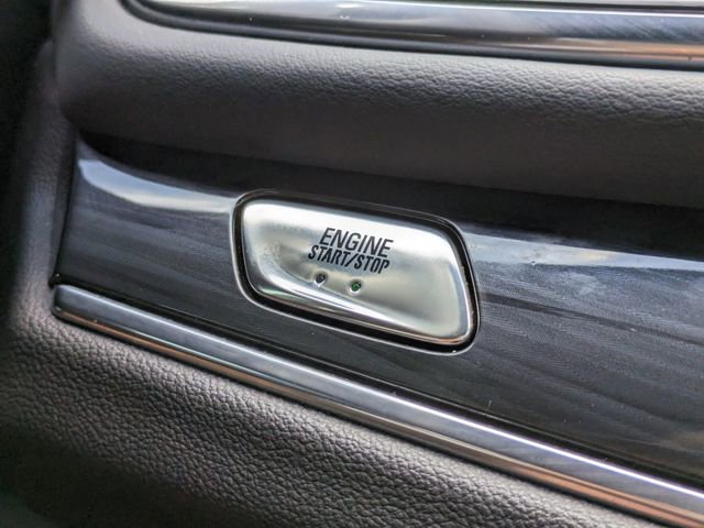 Used 2022 Buick Enclave Essence w/ Sport Touring Edition image 29