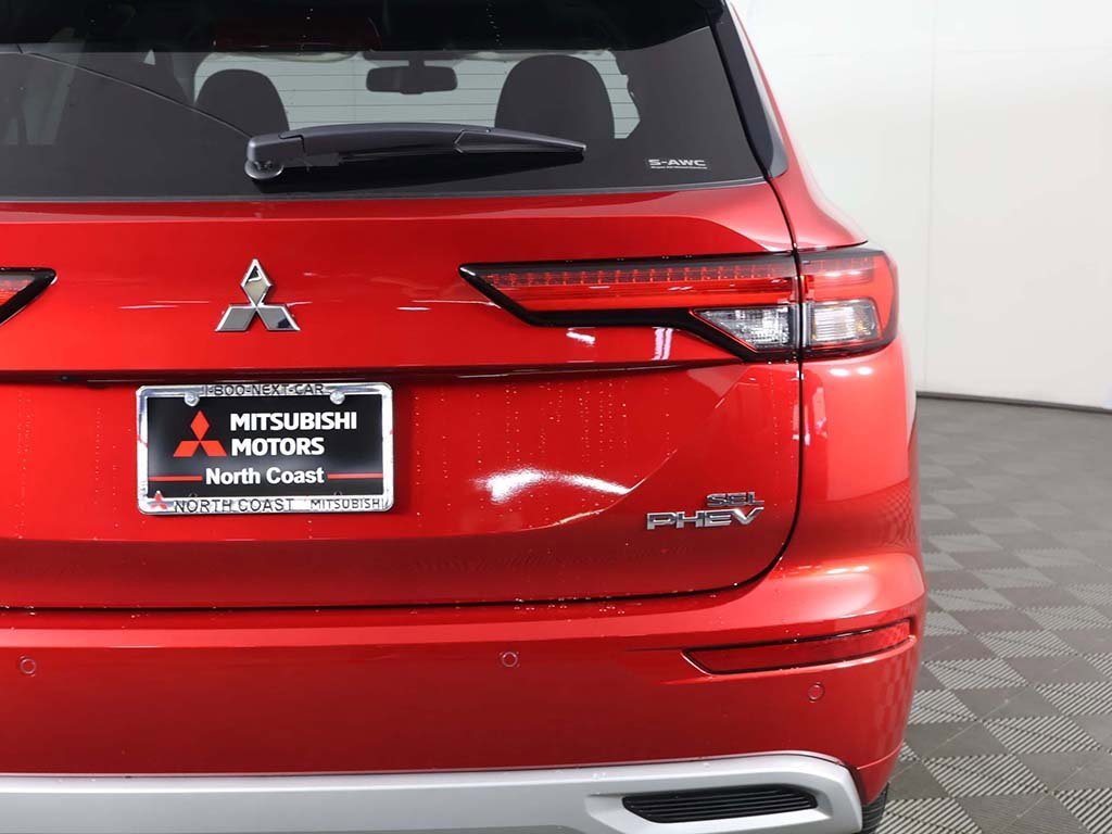 New 2025 Mitsubishi Outlander SEL image 19