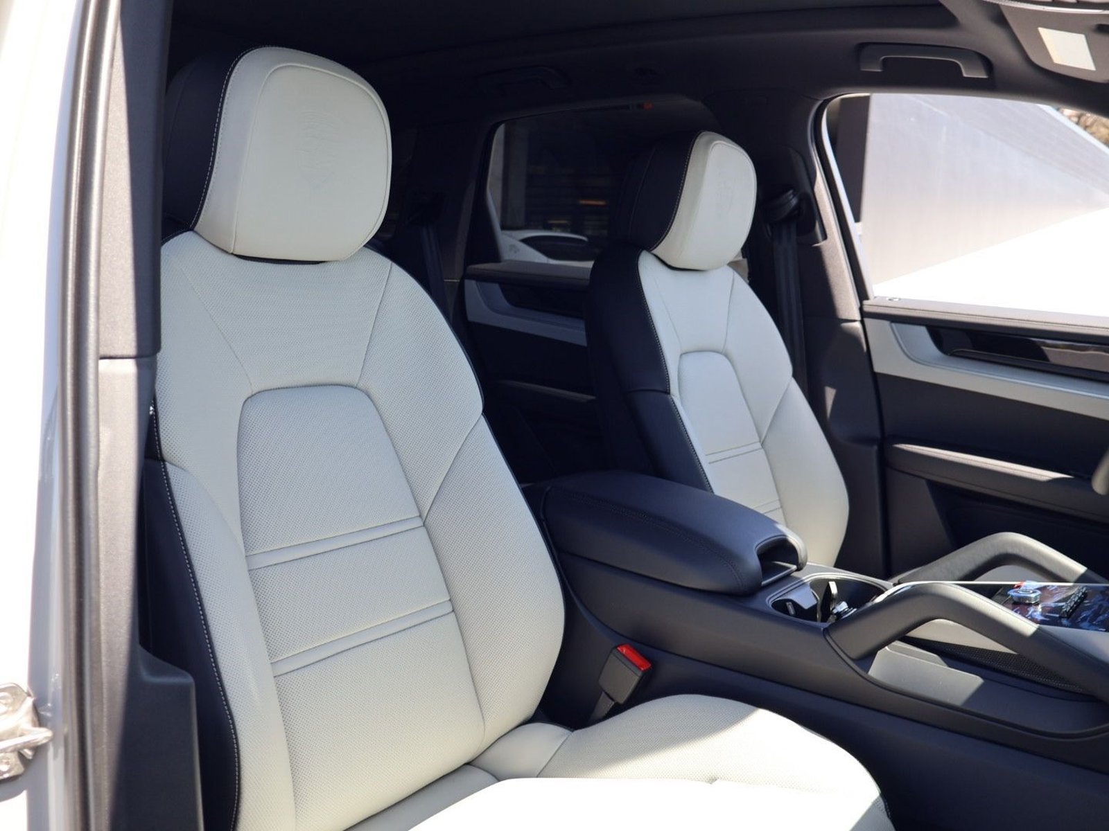 New 2026 Porsche Cayenne S AWD/4WD image 24