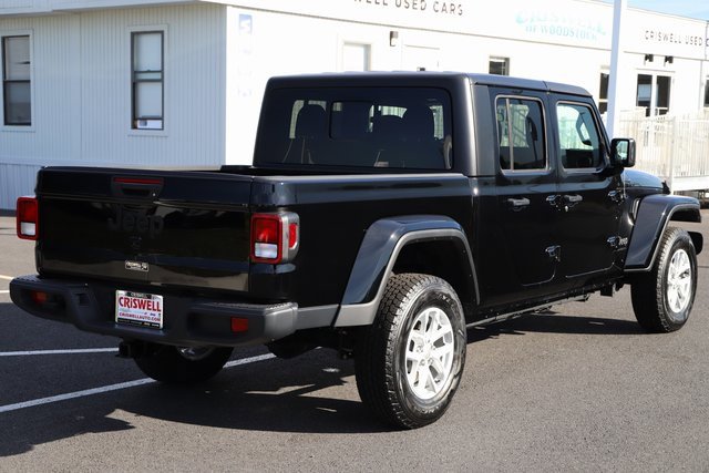 Used 2023 Jeep Gladiator Sport image 6