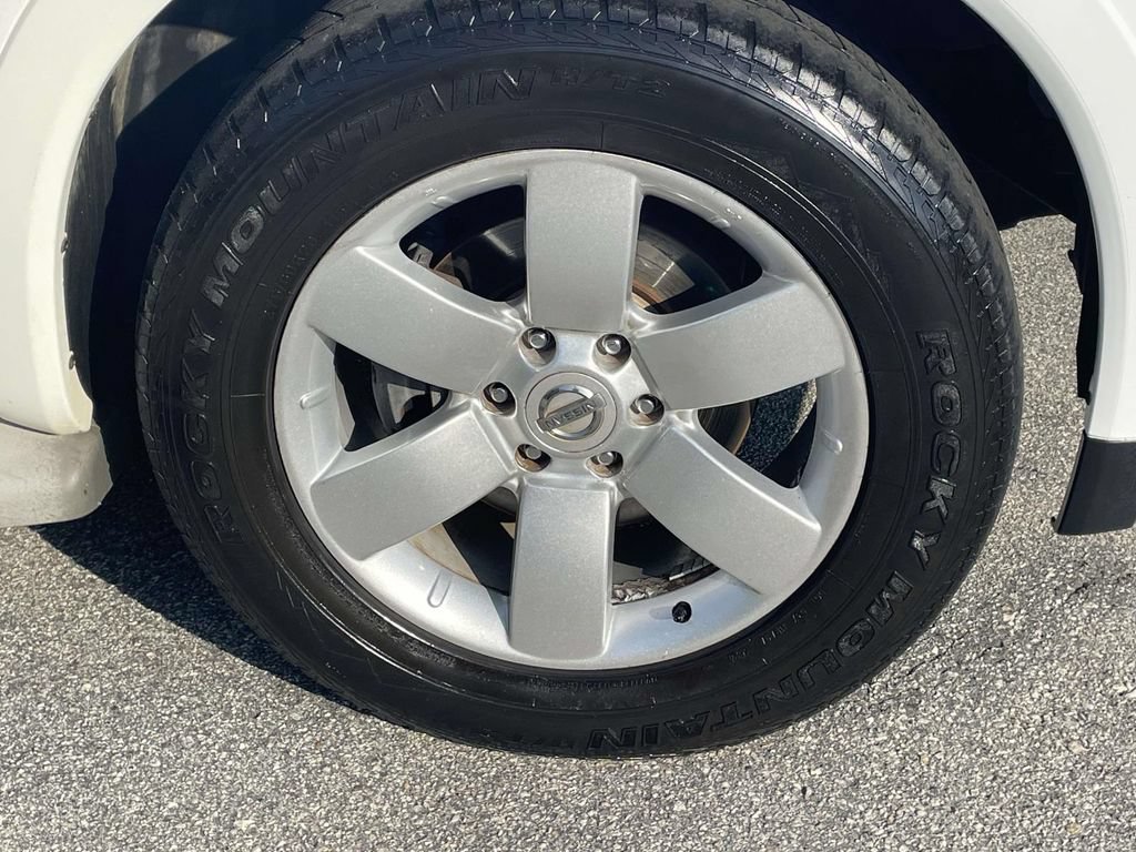 Used 2012 Nissan Armada SL w/ DVD FES Pkg RWD image 6