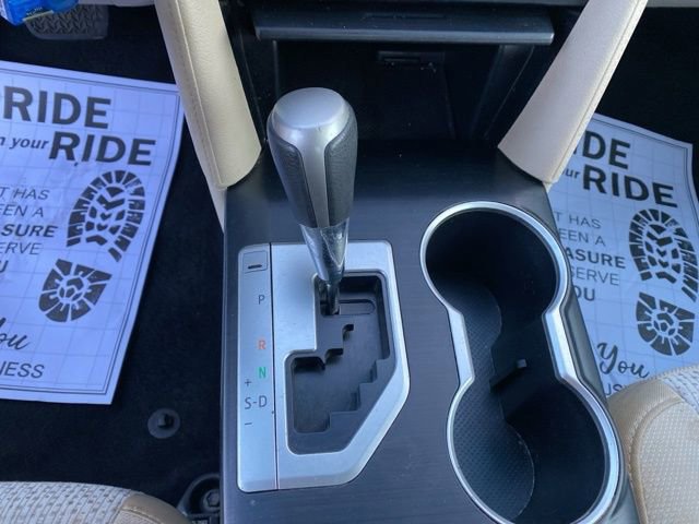 Used 2012 Toyota Camry LE image 14