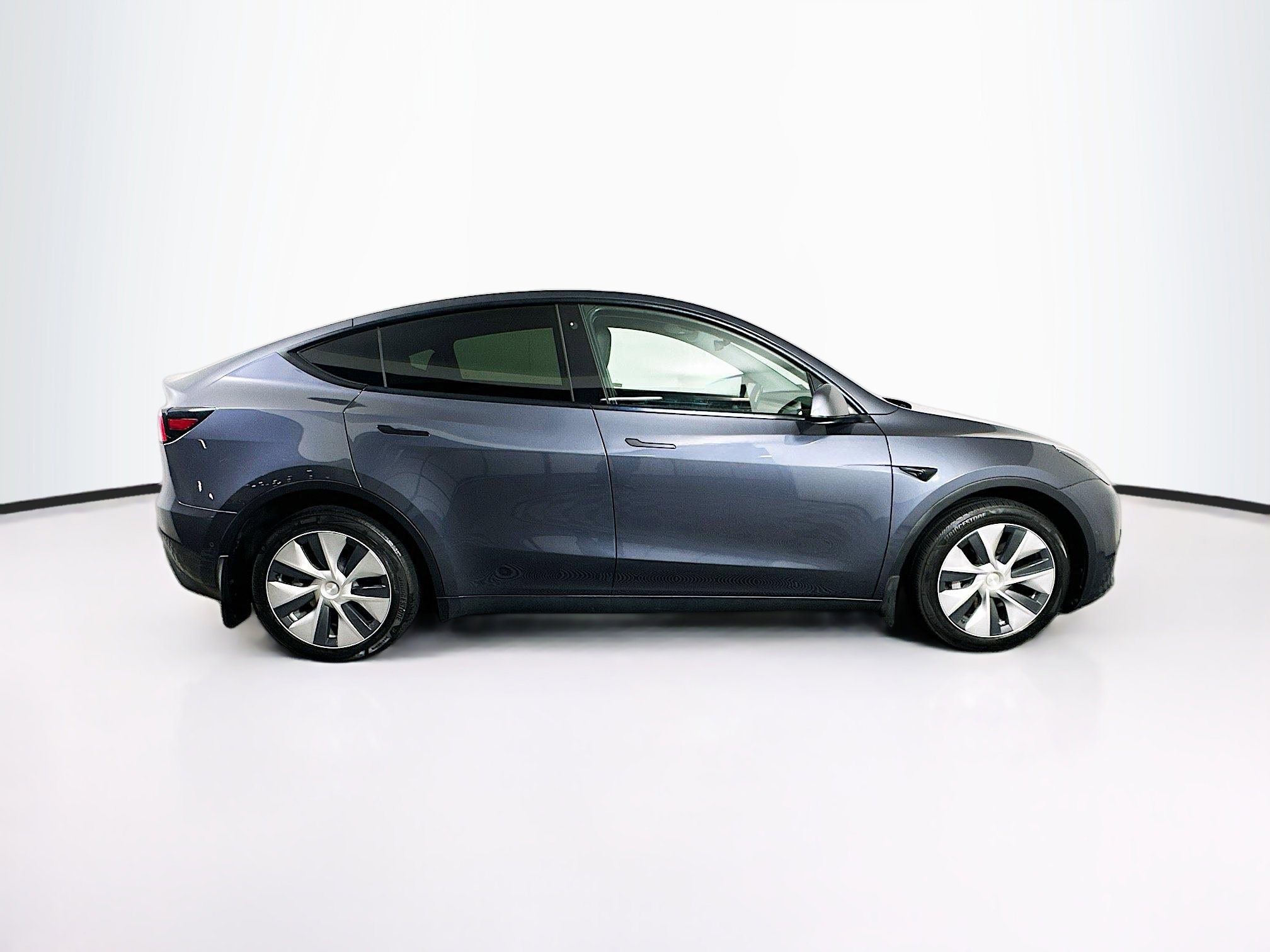 Used 2021 Tesla Model Y Long Range AWD/4WD image 10