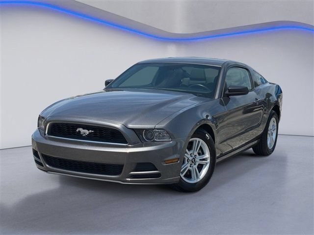 Used 2014 Ford Mustang Coupe RWD image 2