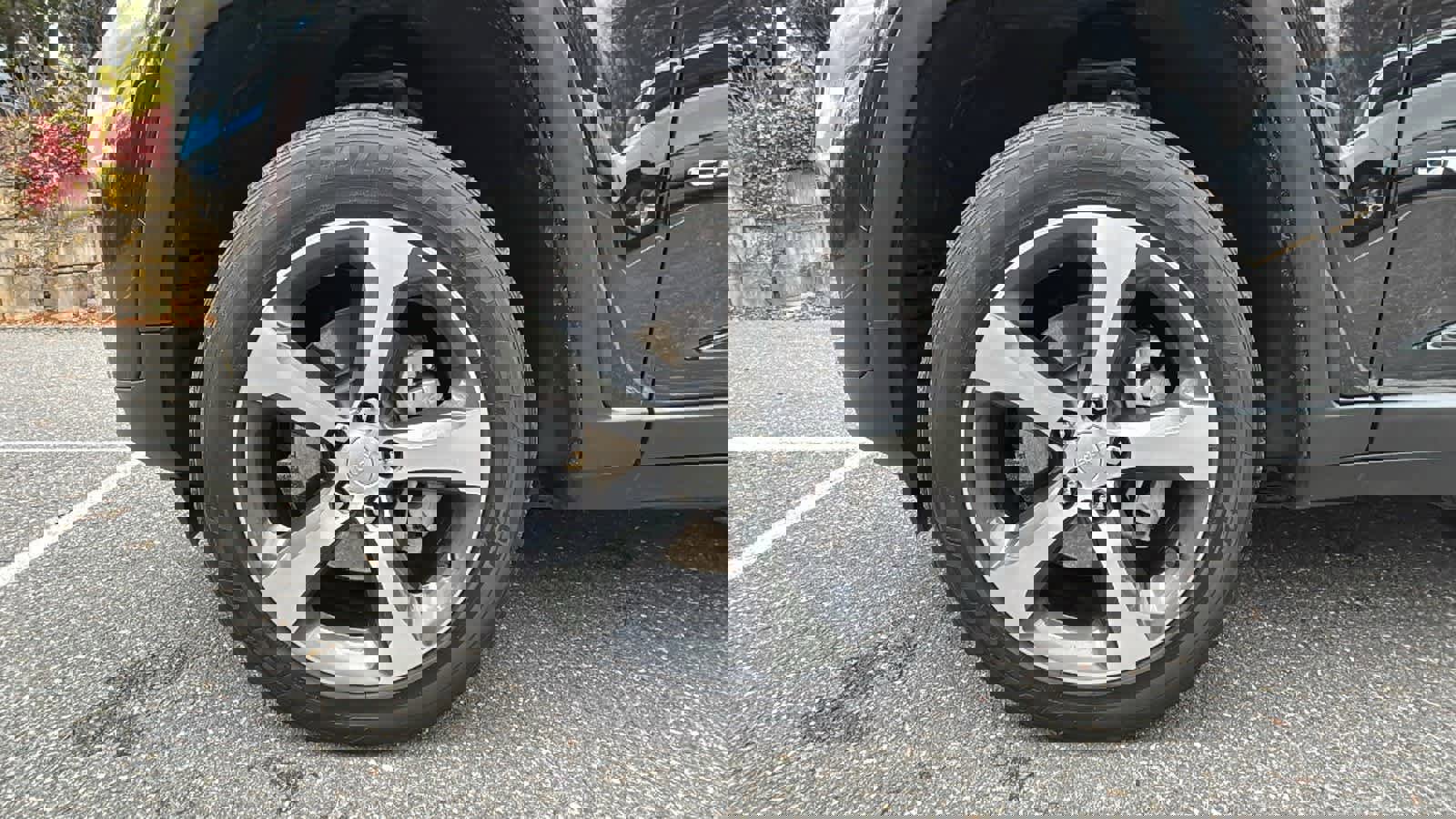 Used 2023 Jeep Grand Cherokee 4WD 4xe image 10