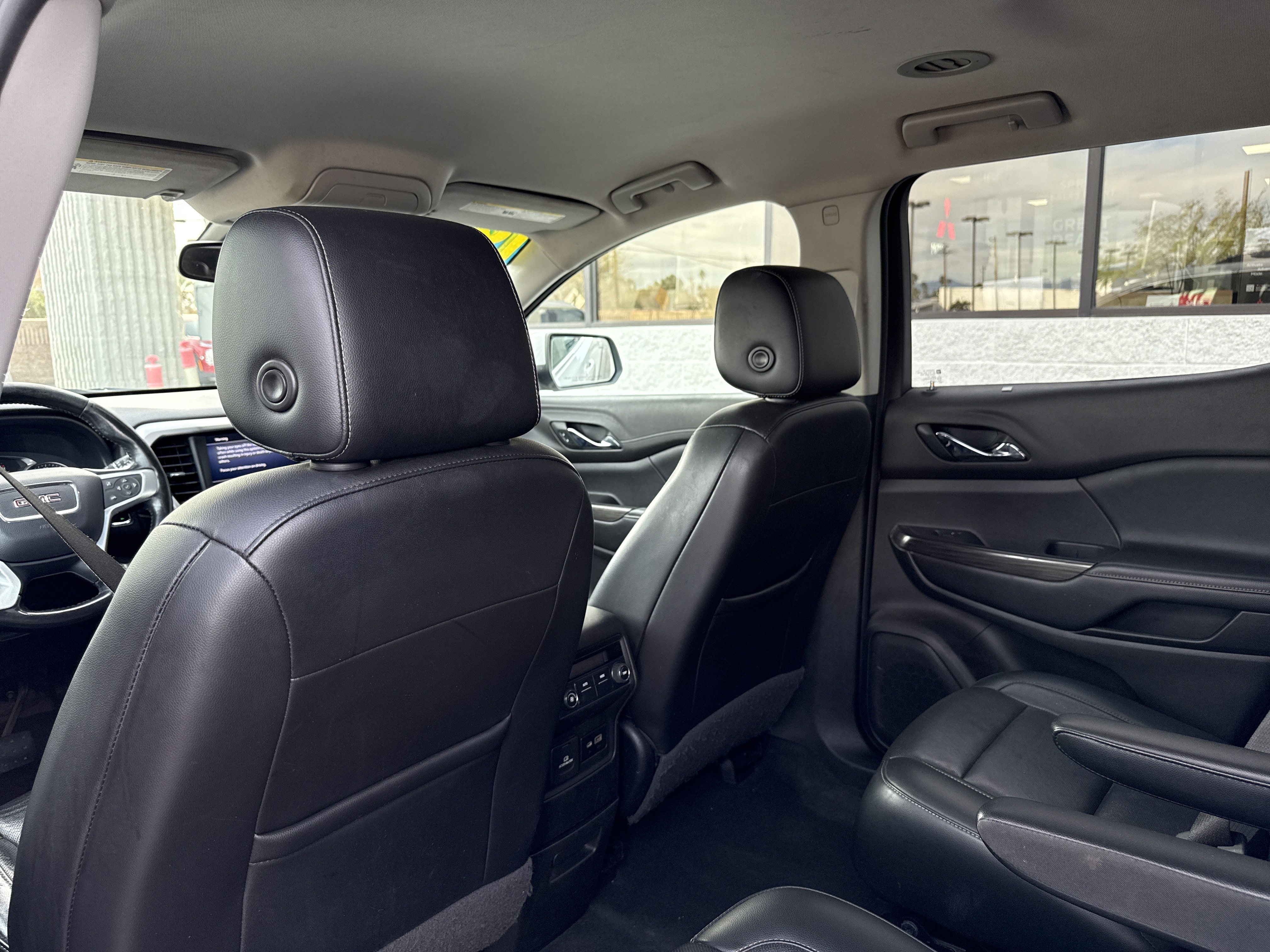 Used 2020 GMC Acadia SLT image 54