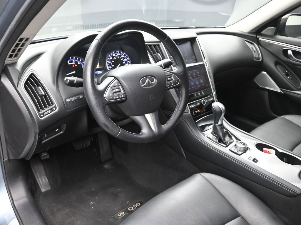 Used 2017 INFINITI Q50 3.0t Premium w/ 3.0T Premium Plus Package image 18