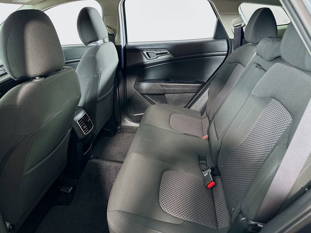 Used 2024 Kia Sportage LX image 18