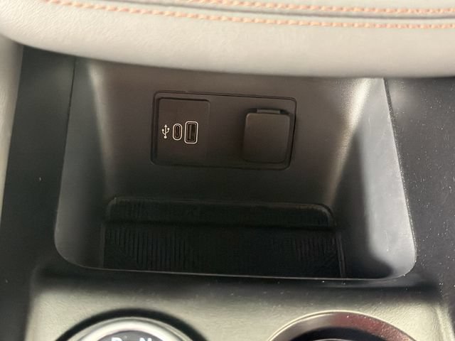 Used 2026 Ford Explorer Active w/ Active Comfort Package RWD image 10