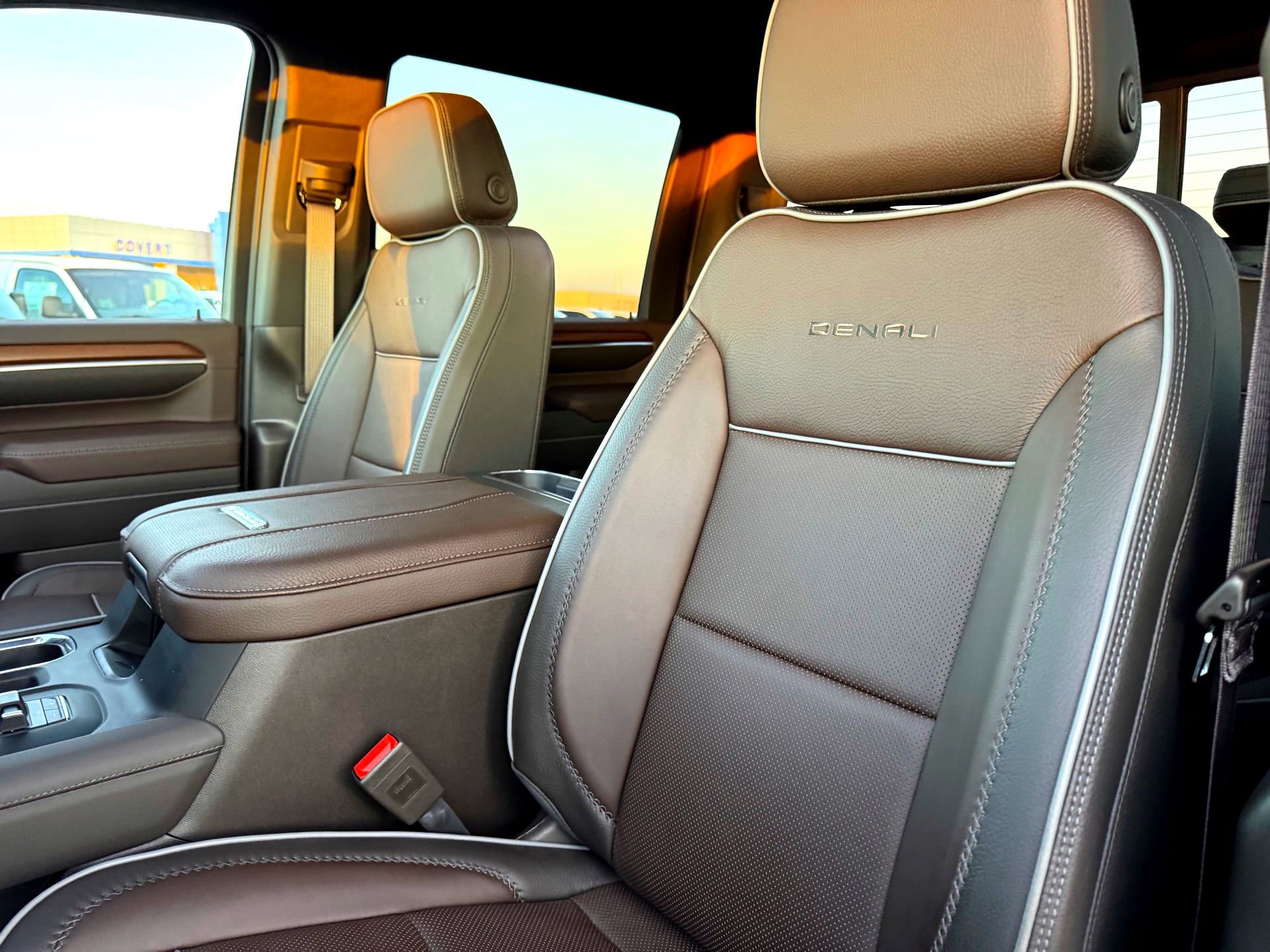 Used 2025 GMC Sierra 2500 Denali w/ Denali Reserve Package image 13