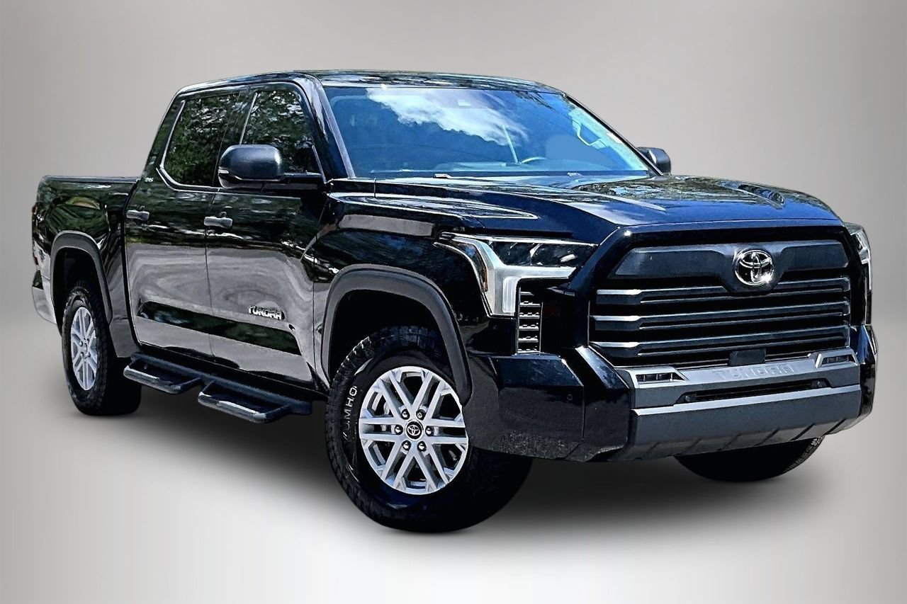 Used 2024 Toyota Tundra SR5 w/ SR5 Convenience Package AWD/4WD image 2