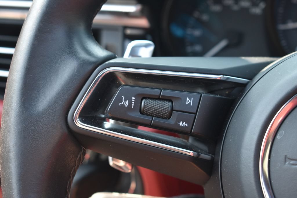 Used 2024 Porsche Macan Turbo AWD/4WD image 14