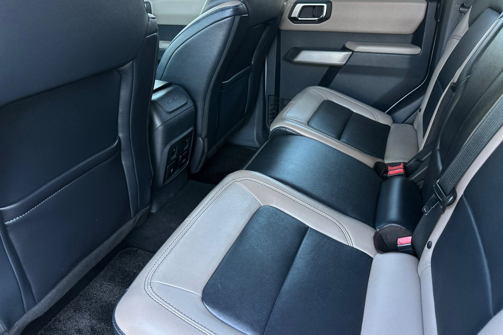 Certified 2022 Ford Bronco Wildtrak image 11