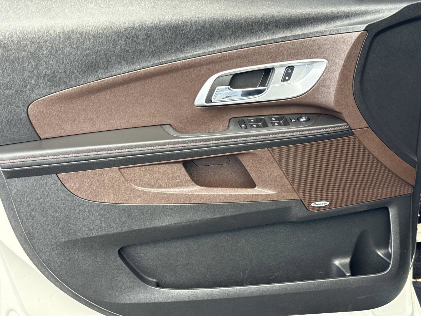 Used 2014 Chevrolet Equinox LT w/ Power Convenience Package image 16