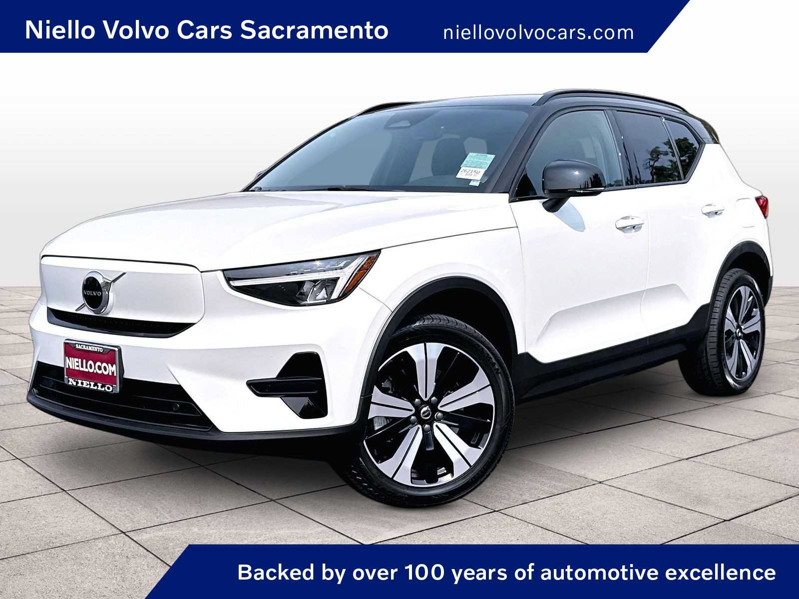 Used 2023 Volvo XC40 Recharge Core w/ Protection Package Premier AWD/4WD image 1