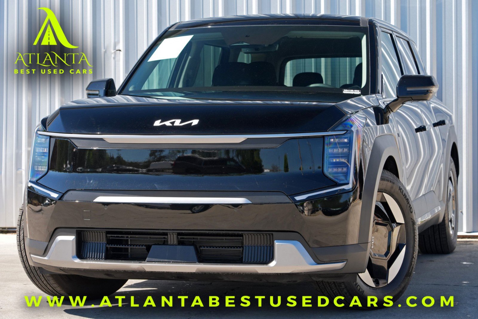 Used 2025 Kia EV9 Light Long Range image 1