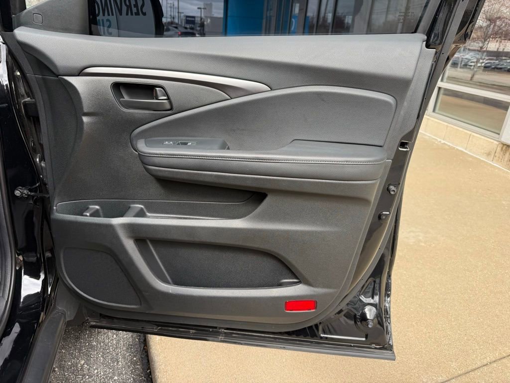 Used 2023 Honda Passport EX-L image 46