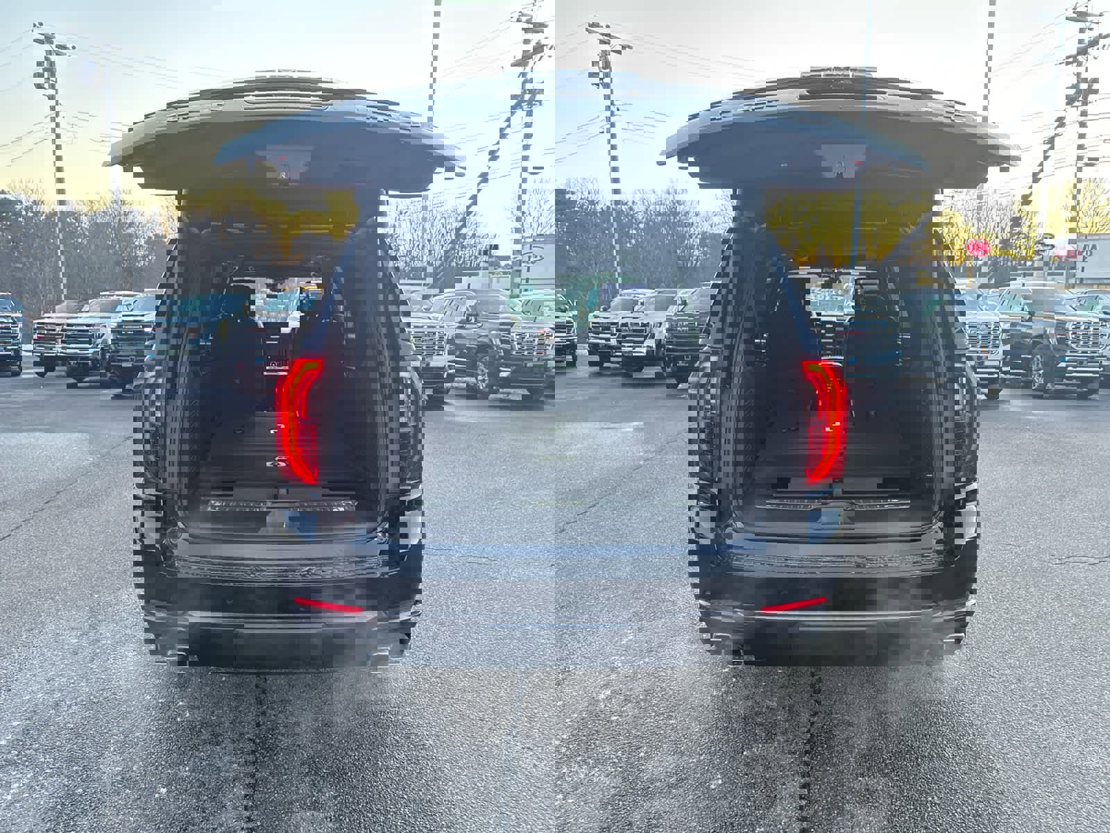 New 2026 GMC Yukon XL AT4 Ultimate image 11