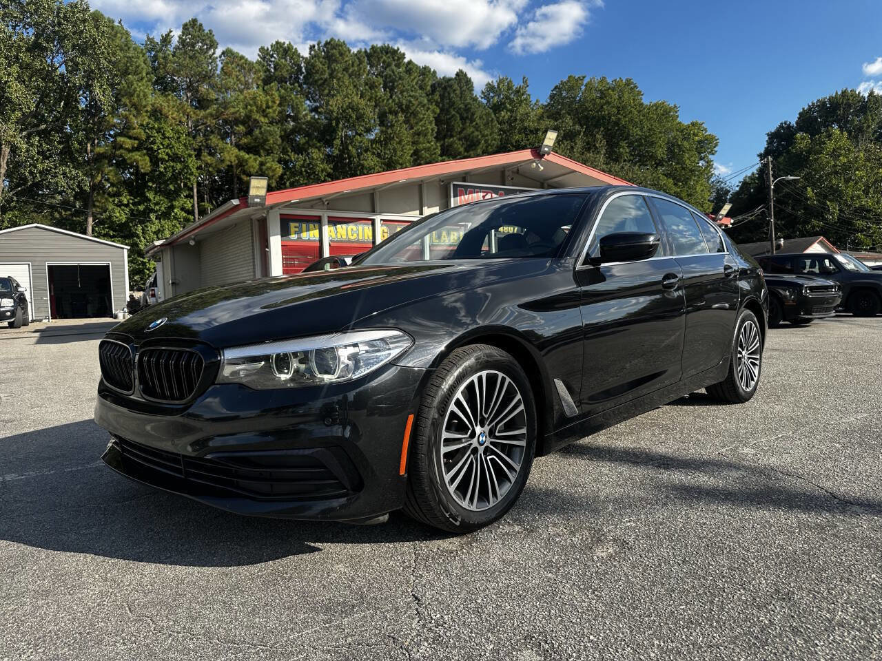Used 2019 BMW 530i w/ Convenience Package image 2