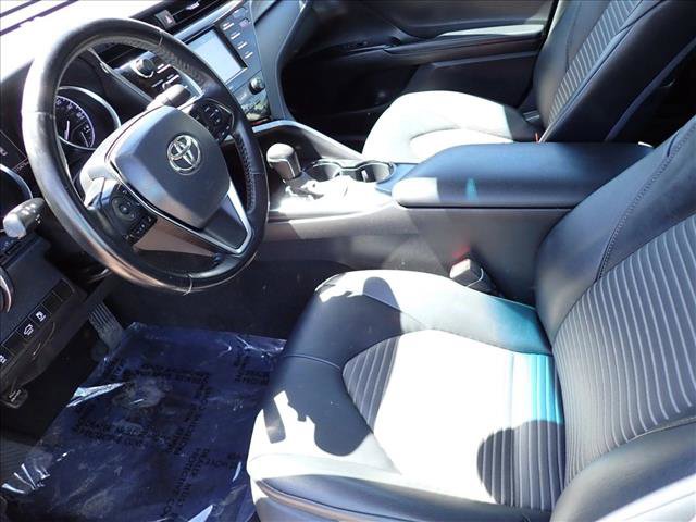 Used 2020 Toyota Camry SE FWD image 7