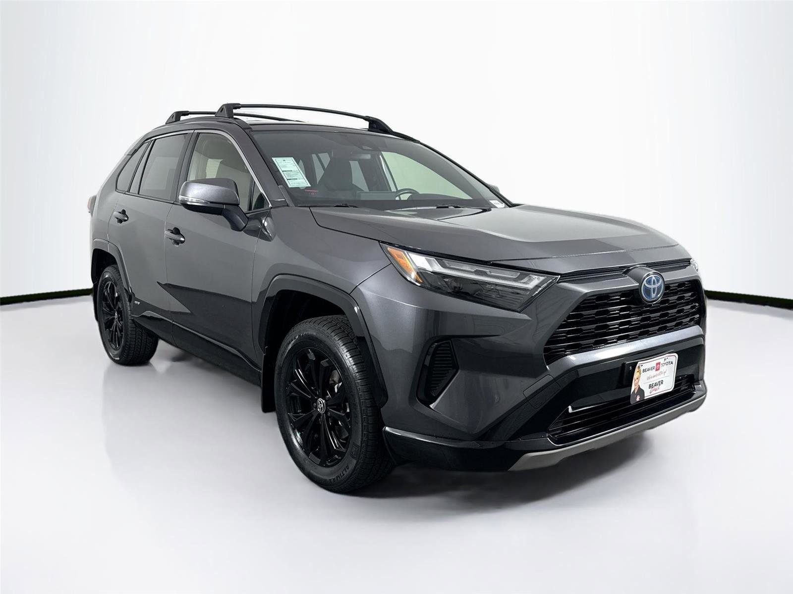 Certified 2022 Toyota RAV4 SE image 8