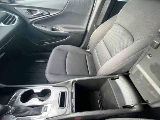 Used 2024 Chevrolet Malibu LT w/ Sport Edition image 23