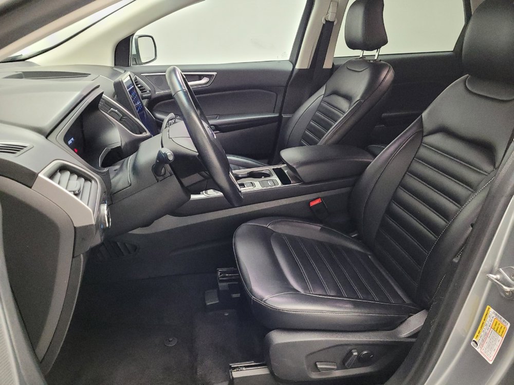 Used 2023 Ford Edge SEL image 17