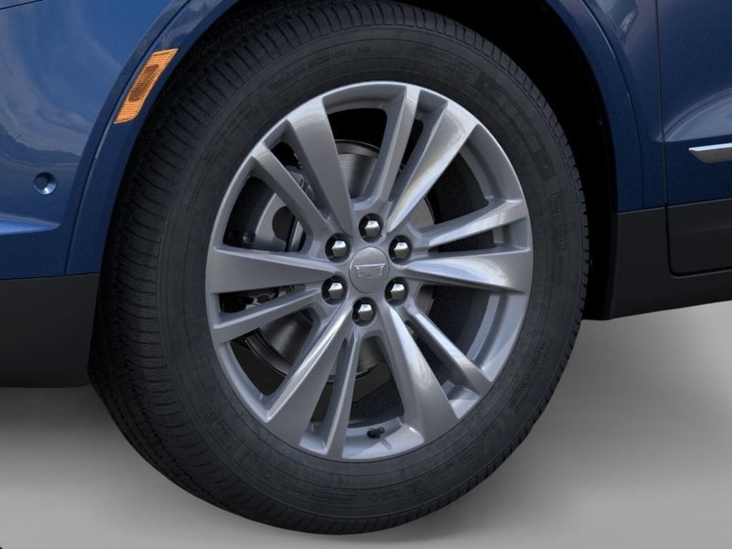 New 2026 Cadillac XT5 Premium Luxury w/ Driver Assist Package AWD/4WD image 9