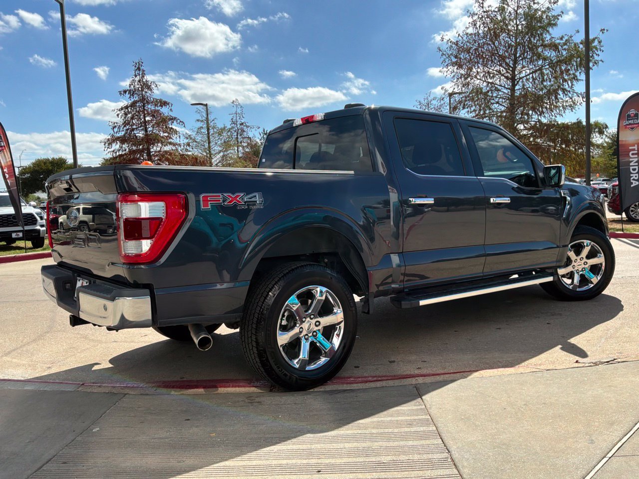 Used 2022 Ford F150 Lariat w/ Equipment Group 502A High AWD/4WD image 6