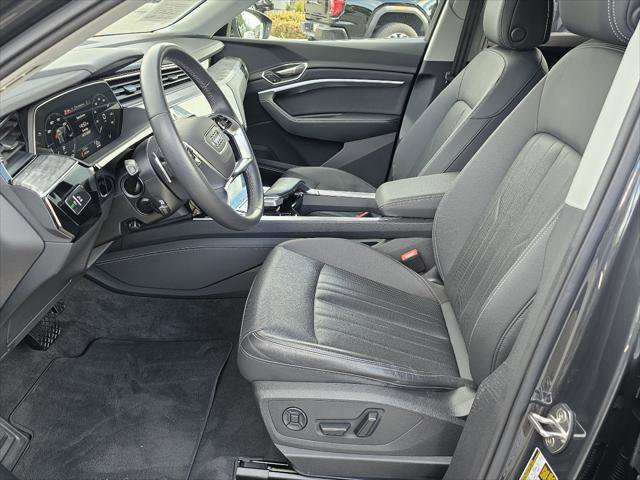 Certified 2024 Audi Q8 e-tron Premium Plus w/ Premium Plus Package AWD/4WD image 2