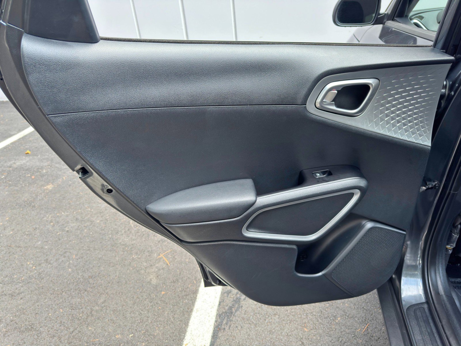 Used 2021 Kia Soul LX w/ Paint Protection Package image 32
