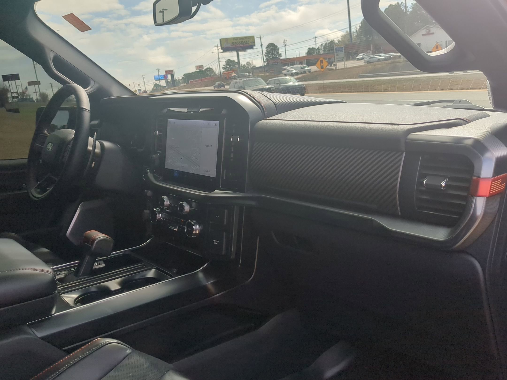 Used 2025 Ford F150 Raptor image 29