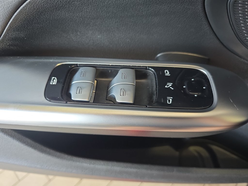 Certified 2024 Mercedes-Benz C 300 Sedan image 28