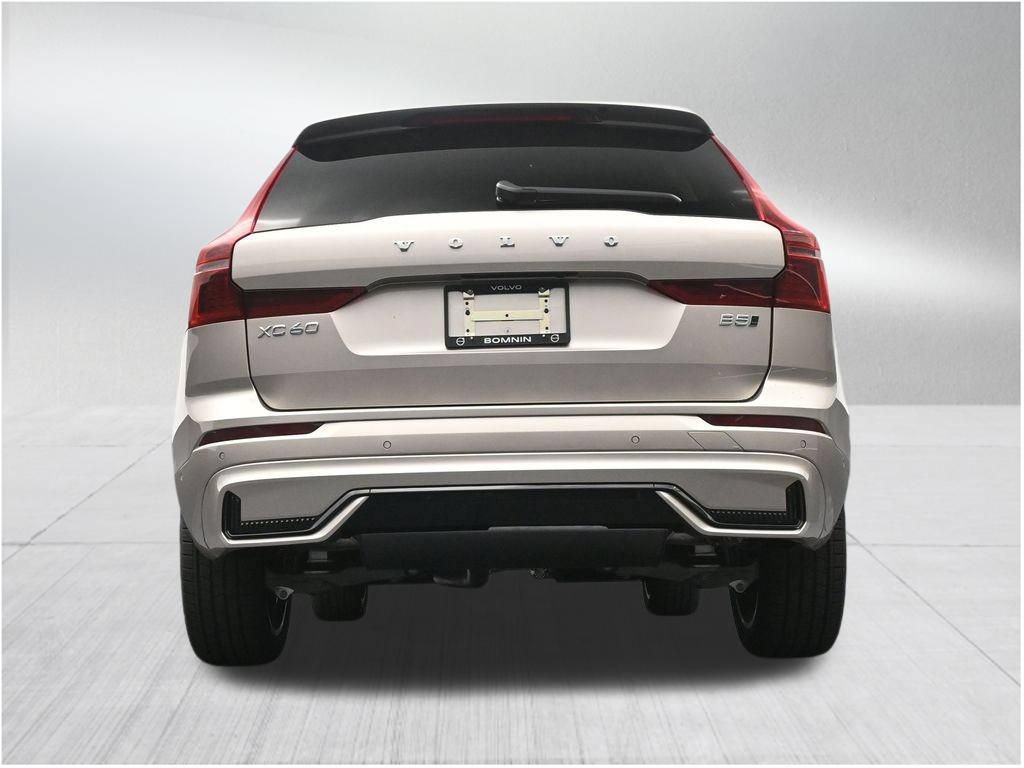 New 2026 Volvo XC60 B5 Plus AWD/4WD image 24