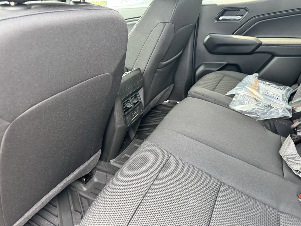 New 2025 GMC Canyon Elevation w/ Convenience Package image 33