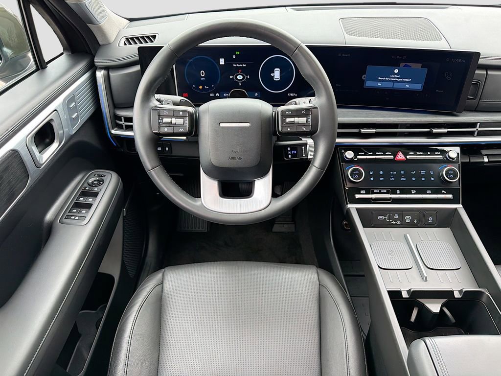 Used 2025 Hyundai Santa Fe Limited image 19