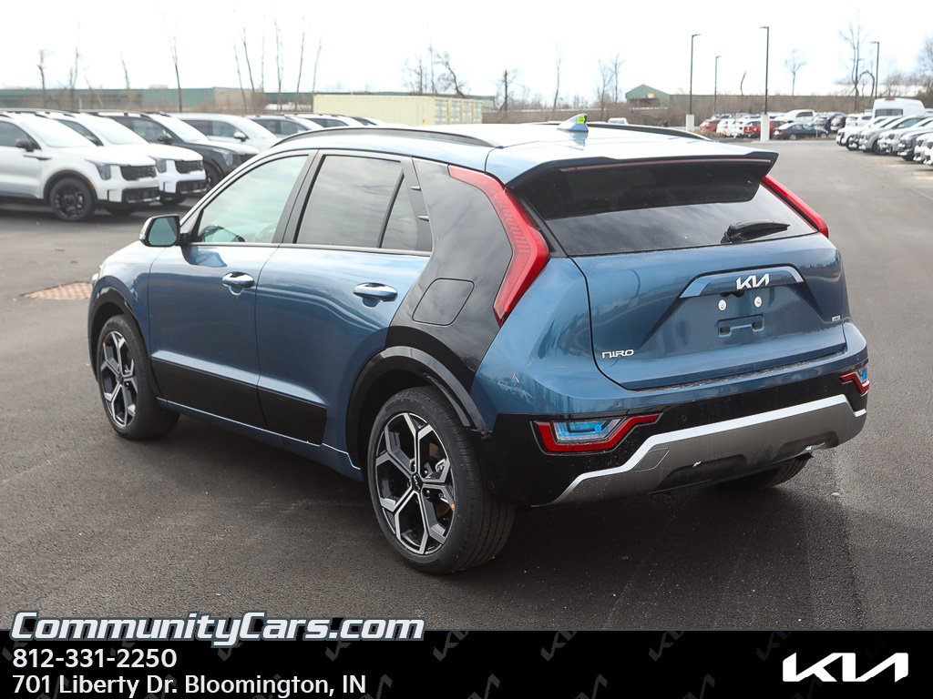 New 2026 Kia Niro SX Touring image 4