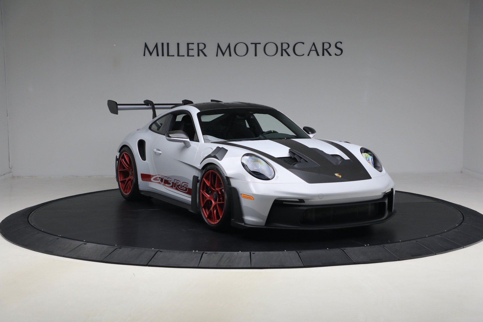 Used 2025 Porsche 911 GT3 RS RWD image 11