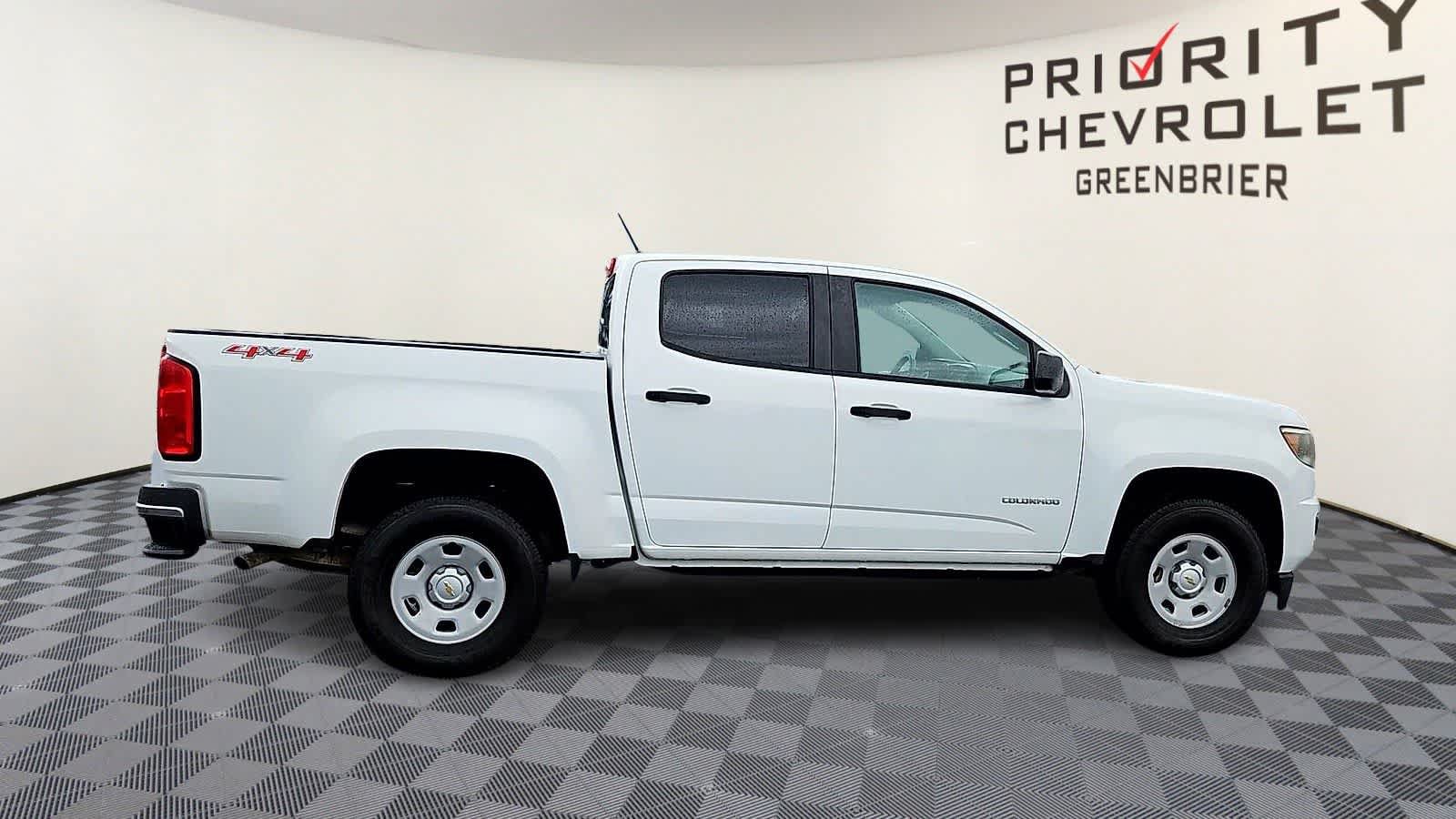 Used 2017 Chevrolet Colorado W/T w/ WT Convenience Package AWD/4WD image 9