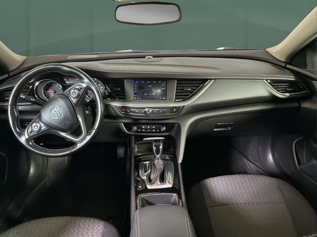 Used 2019 Buick Regal Preferred w/ Driver Confidence Package I FWD image 26