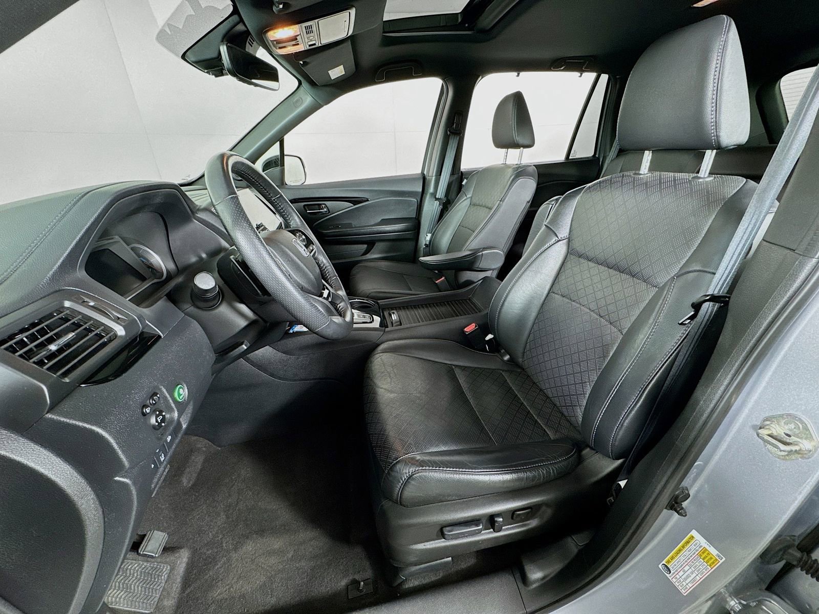 Used 2019 Honda Passport Elite image 12